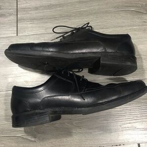 Johnston & Murphy size 12.5 Waterproof Black Leathet Stanton Lace Oxfords